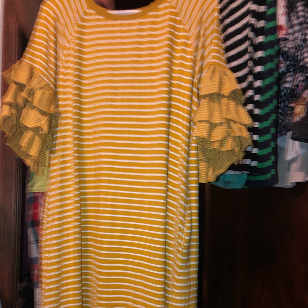 Umgee size Large Mustard Dress